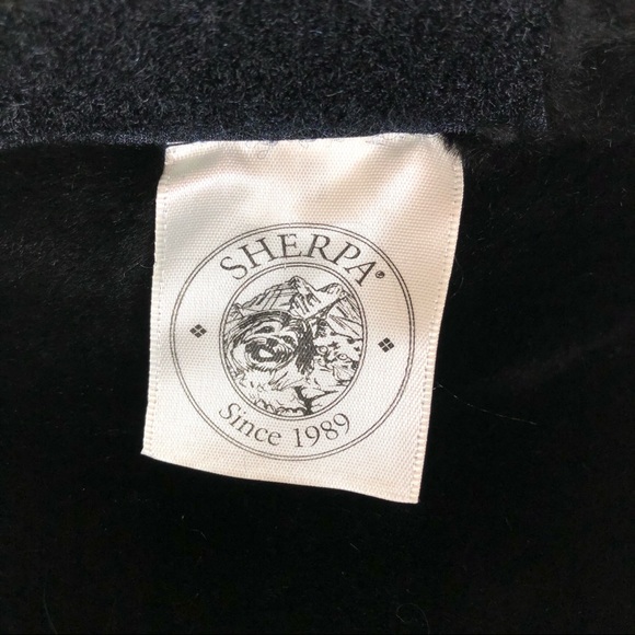 Black Faux leather and houndstooth dog coat - Picture 5 of 9